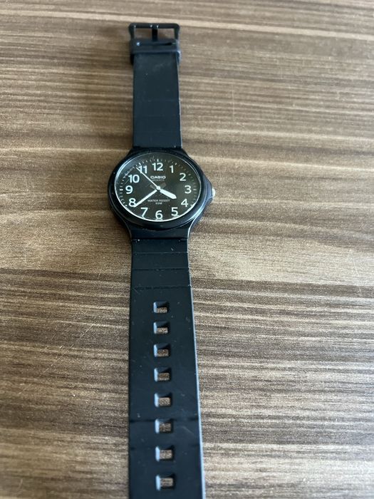 Zegarek Casio MW-240 | Analogowy | Czarny - Okazja!