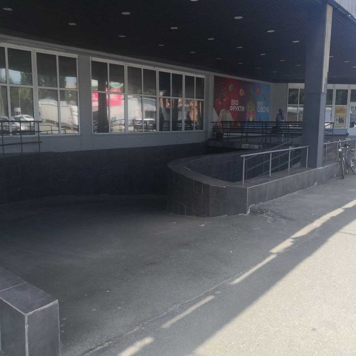 Бориспіль, Київ. Шлях, 2/14 (ЕКО-маркет), приміщення 2577 м2 (цоколь)