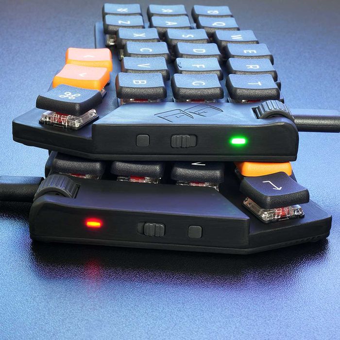 Бездротова низькопрофільна спліт клавіатура Hallie на Kailh Choc