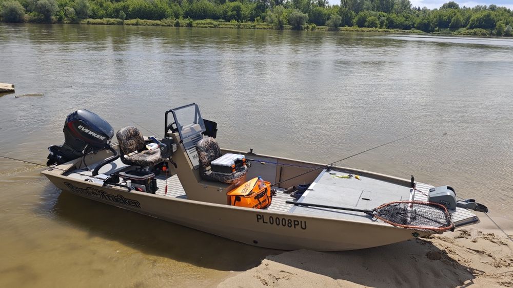 Sprzedam Łódź aluminiową płaskodenną Bass Tracker 165 Zamiana