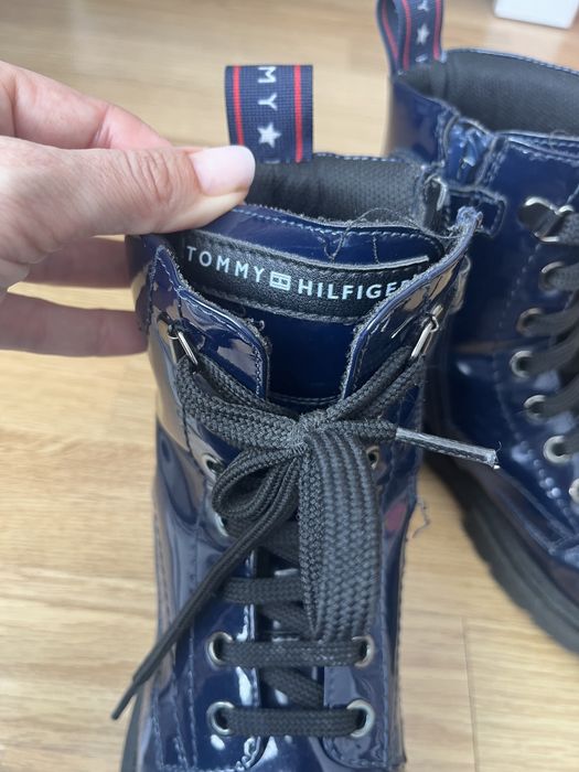 Lakierowane buty Tommy Hilfiger