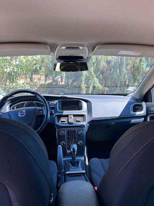 Volvo V40 D2 Automático