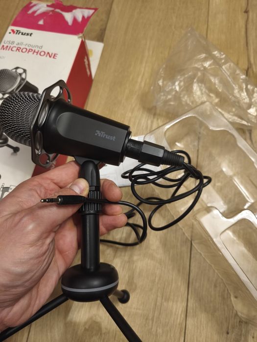Mikrofon że stojakiem Trust Radi na Jack 3,5 mm