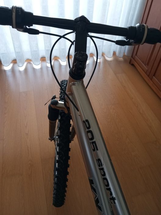 Bicicleta de senhora