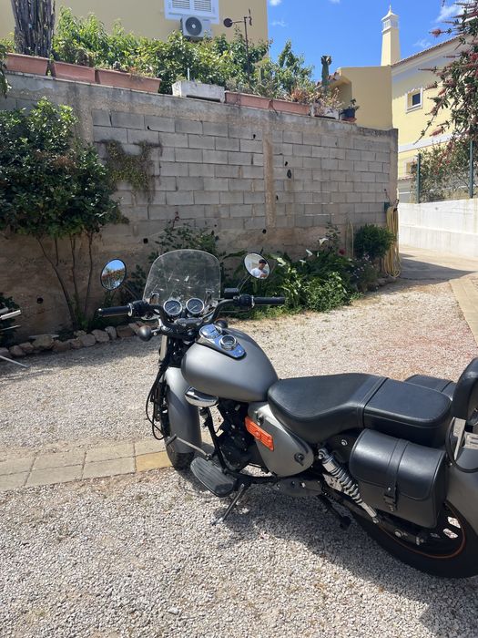 Vendo Keeway Superlight 125  2020
