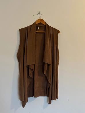 Blusa de frio aberta Tamanho G Cor marrom