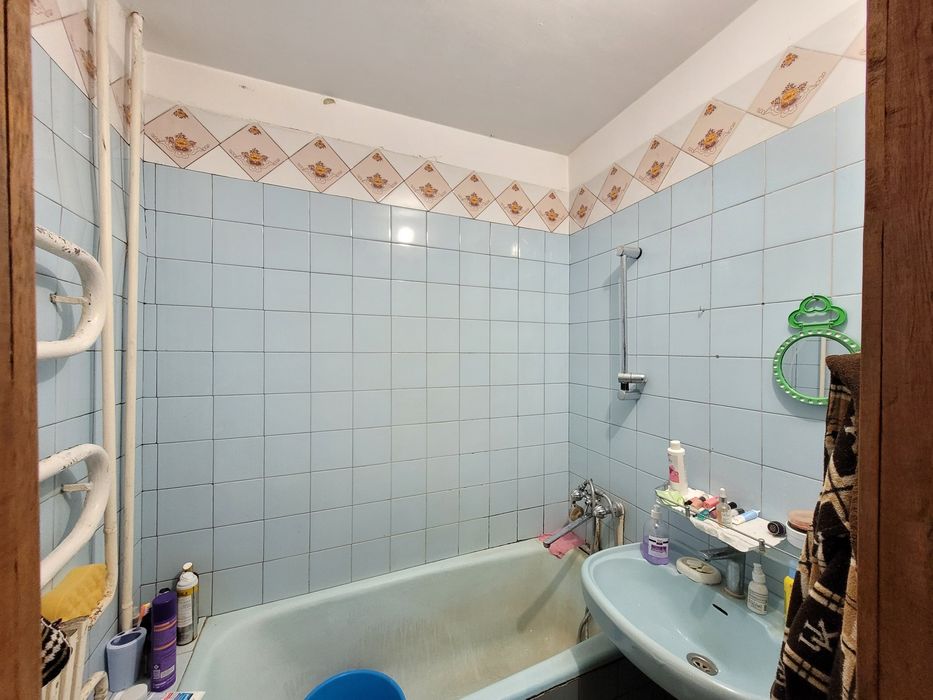 2к."ЧЕШКА", 4/5ц, 54м2, Тепла дуже!, житловий стан,  сонячна! 51500уо!