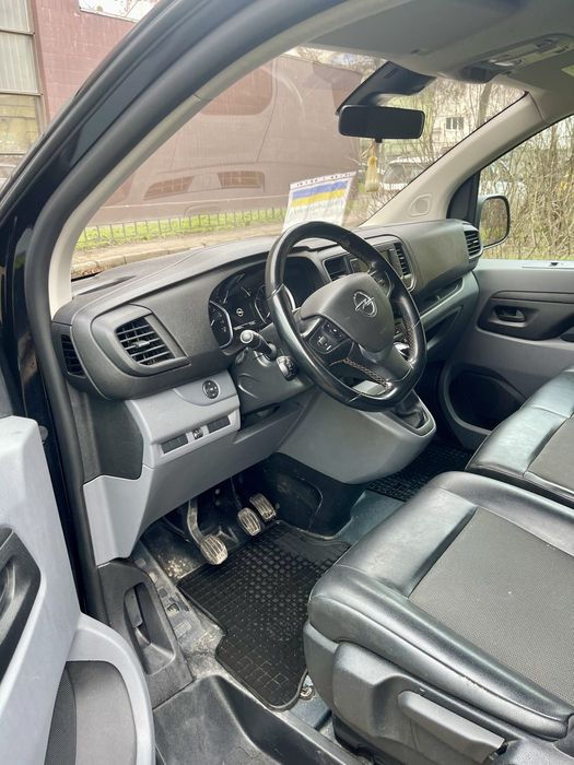 Продам Opel Vivaro