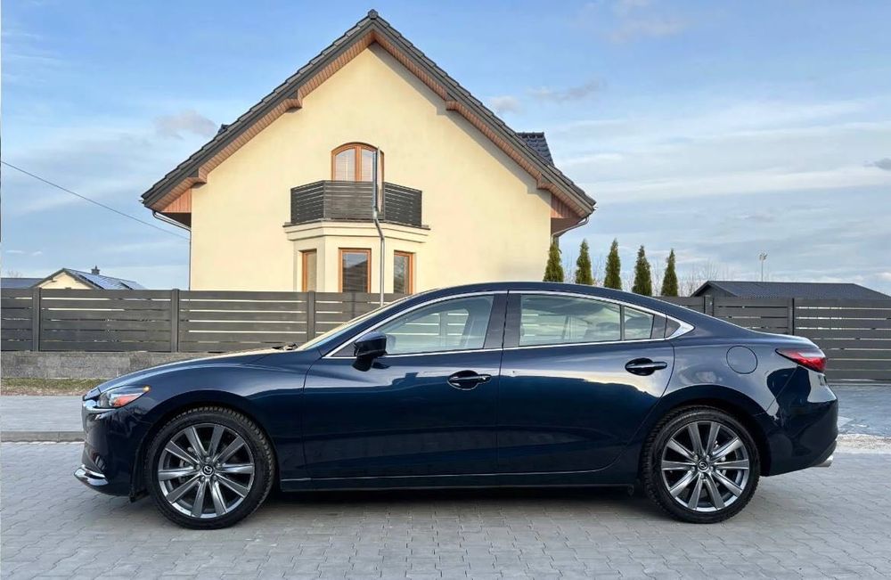 Mazda 6 2019 року