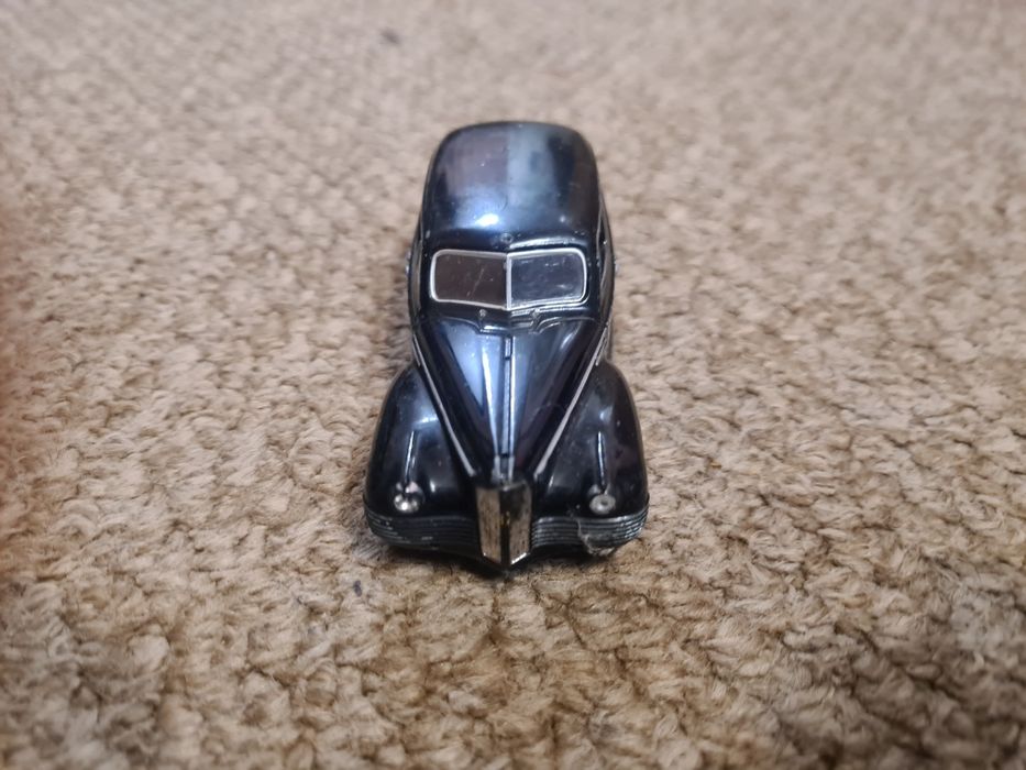 Модель машинки ЗИС-110