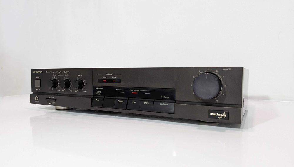 Hi-Fi підсилювач Technics SU-500, має 50 Вт/канал/ 4-16 Ом/ Class A