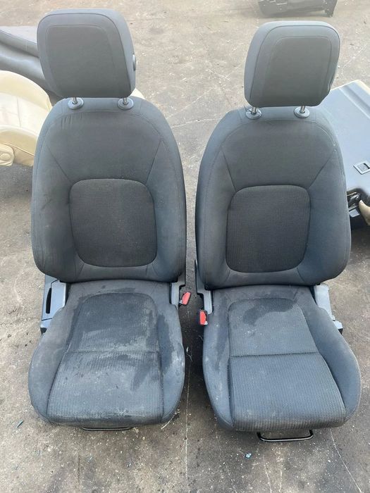 Fotele fotel  przednie czarne materiał Land Rover Freelander I 1