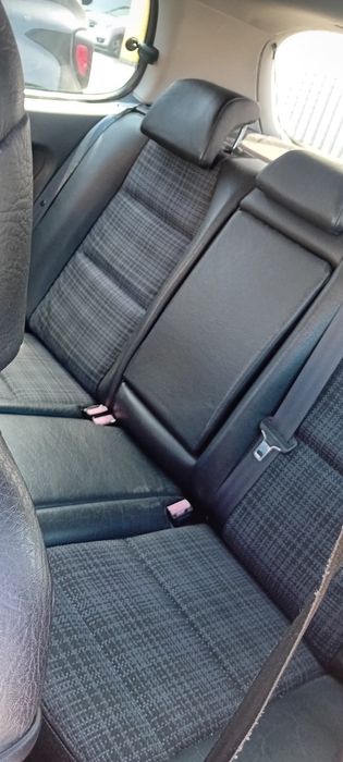 Peugeot 307 2.0 em bom estado geral