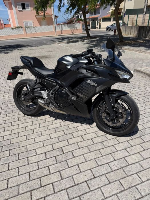 Kawasaki Ninja 650cc 2025