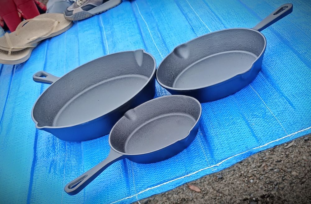 zestaw patelni żeliwnych 3 szt patelnia żeliwna głęboka xxl indukcja
