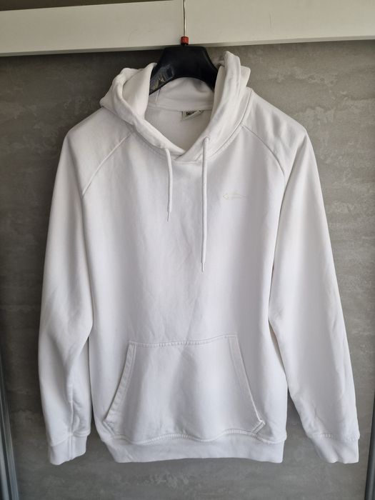 Ładna bluza Smilodox z kapturem
Dl calkowita 72cm cm 
Szerokość pachy