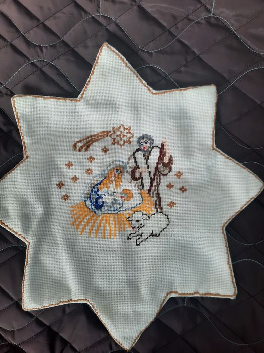 Серветки вишиті хрестиком, машина вишивка, аплікація