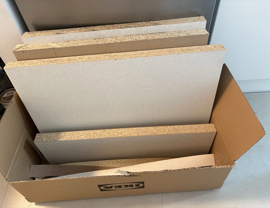 Fragmenty blatu SÄLJAN z IKEA