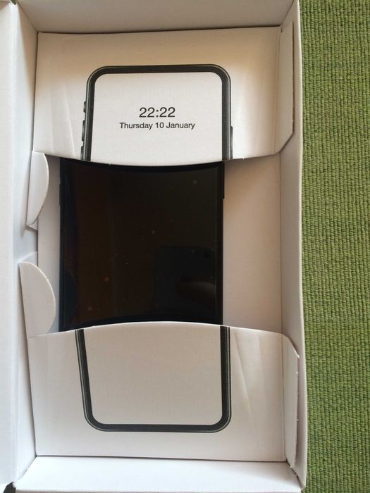 Telefon Iphone XR 64 GB odnowiony (nowy) z salonu