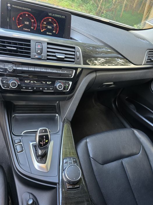 BMW 320d Touring Pack M Luxury Auto