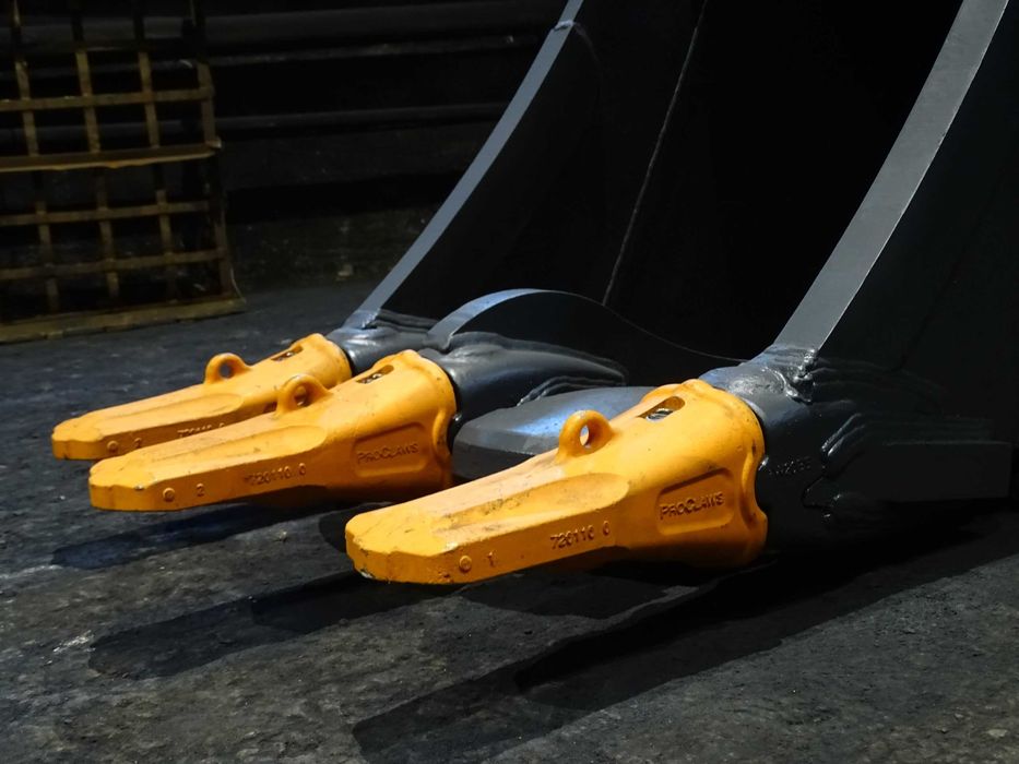 Ківш для Hitachi, JCB, CAT, Volvo, Komatsu та ін.