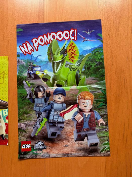 Plakaty, postery z serii: Lego Jurassic World, 2 szt.