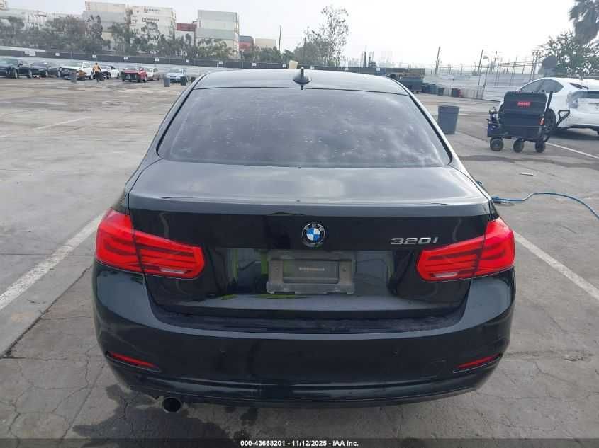 В дорозі BMW 3 series F30 320i 2017