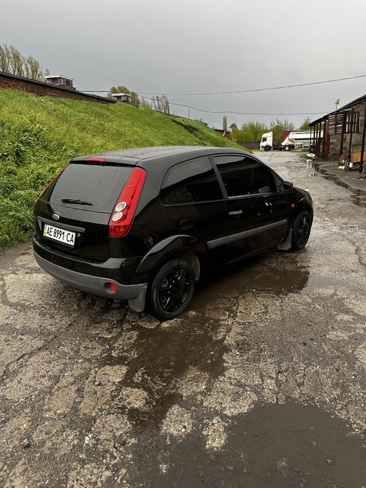 Продам Ford Fiesta