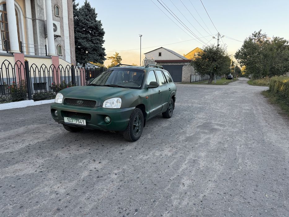 Hyundai Santa Fe 2.4 полный привод в идеальном состоянии