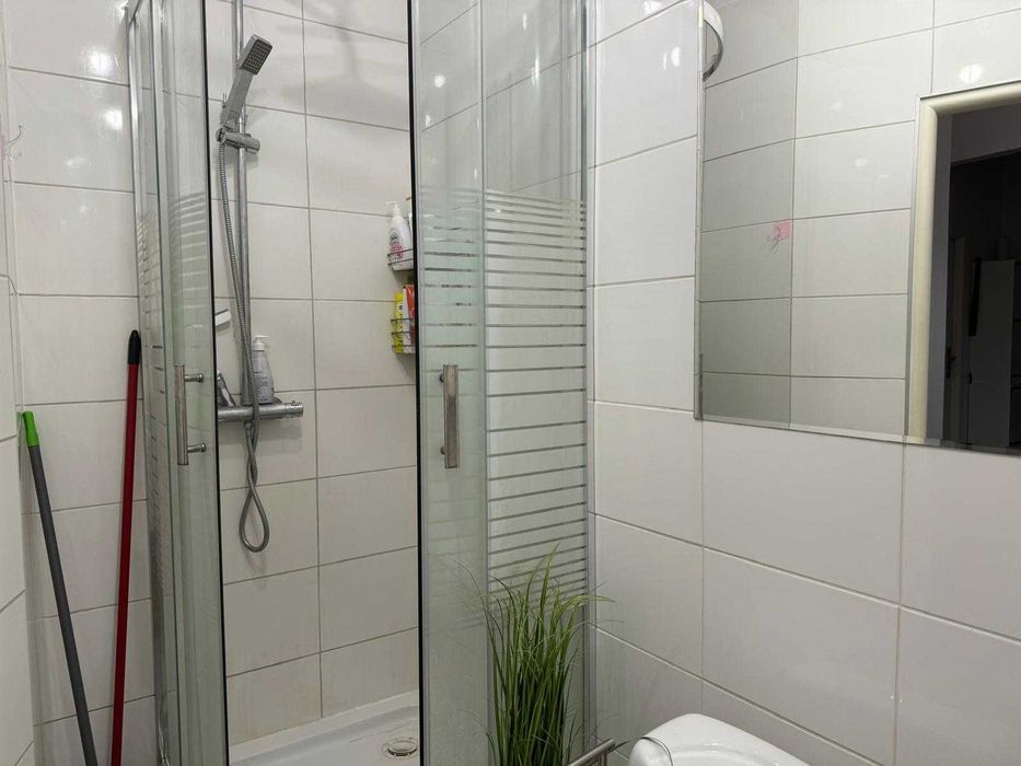 Duży pokój, 1os, Cieszkowskiego, 1300pln z oplatami