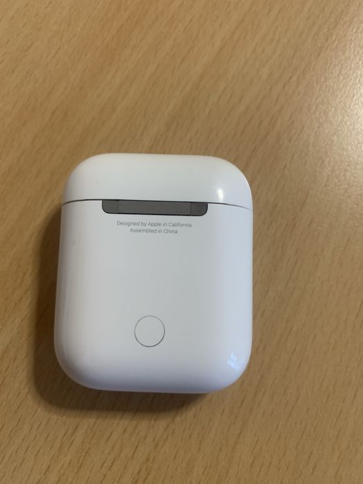 Кейс, футляр Airpods 2