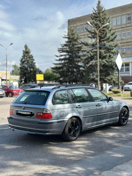 BMW  346L  2004 бляха