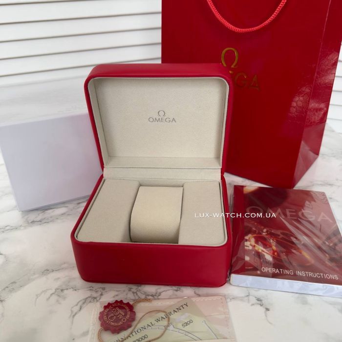 Фирменная коробка под часы Omega