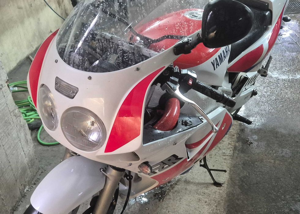 Yamaha fzr 1000