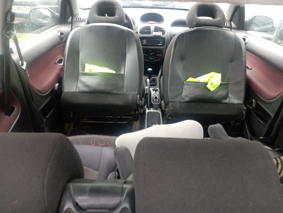 Peugeot 206 HDI XS TROCO por 7 lugares