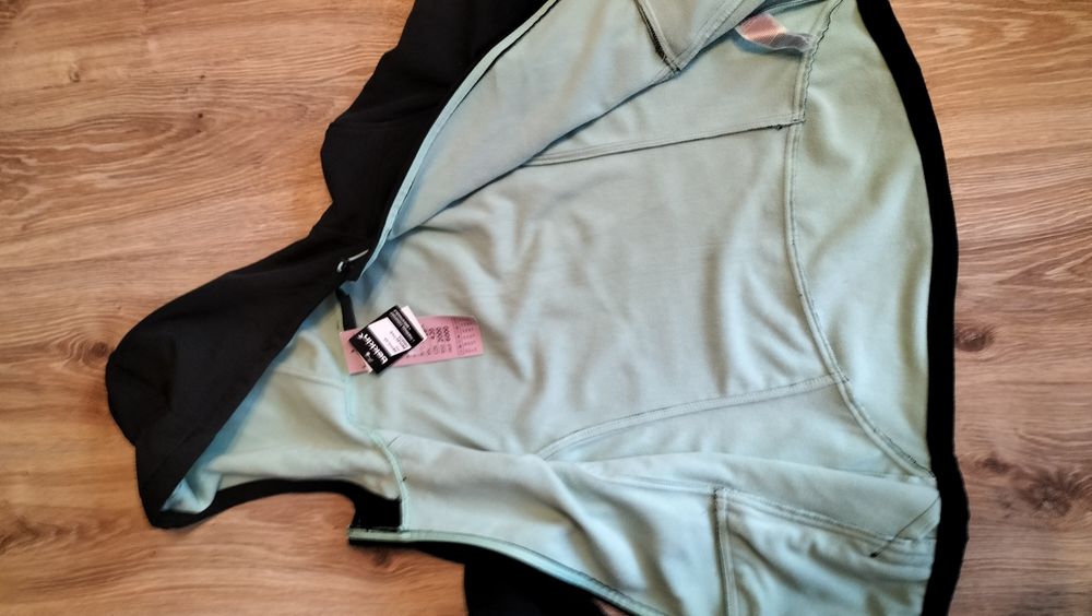 Nowa kurtka Softshell rozmiar S