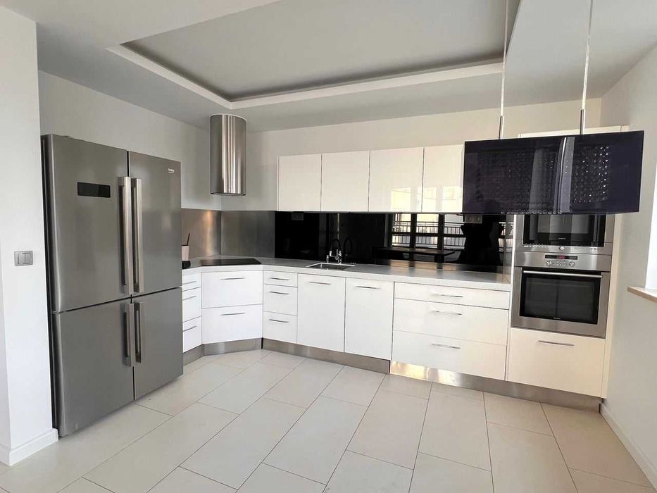 Сучасний 2-х поверховий пентхаус у Grochowie/Warszawa