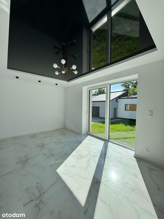 Nowoczesny dom z garażem w Białogonie 149 m2