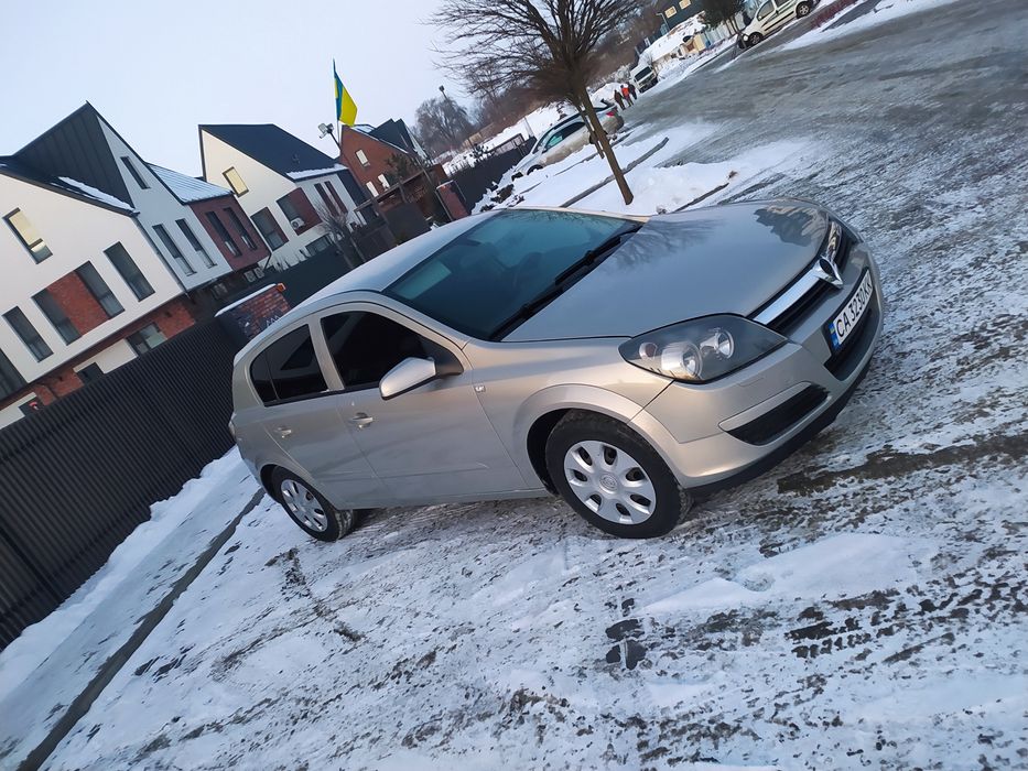 Продам Opel Astra H