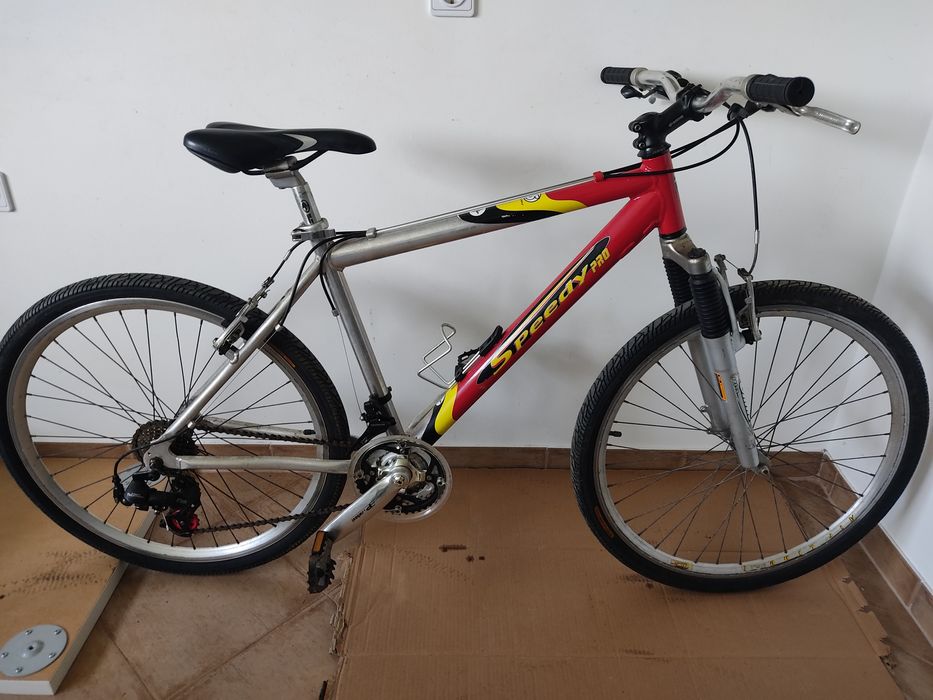 Bicicleta alumínio roda aro 26 impecável