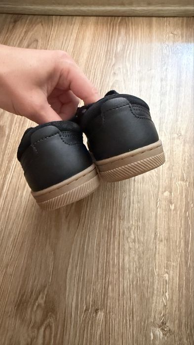 Zara кеди кросівки 32