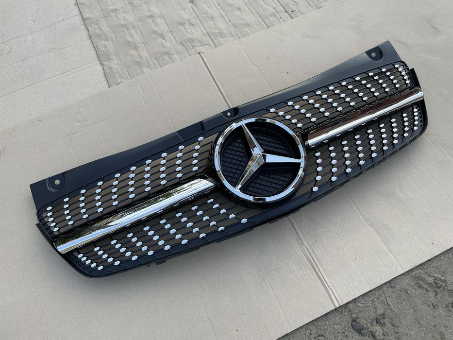 Решетка радиатора диамантовая на VITO VIANO W 639