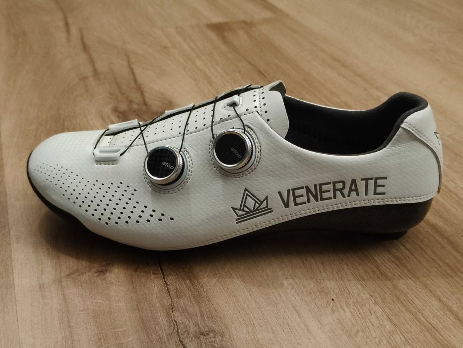 Sapatos de Ciclismo VENERATE ROAD 2.0 Termo-moldáveis  "Novos"