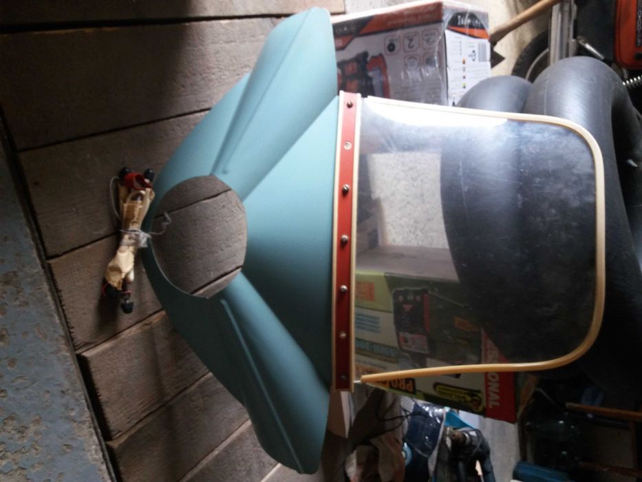 Щиток ветровой на мотоцикл