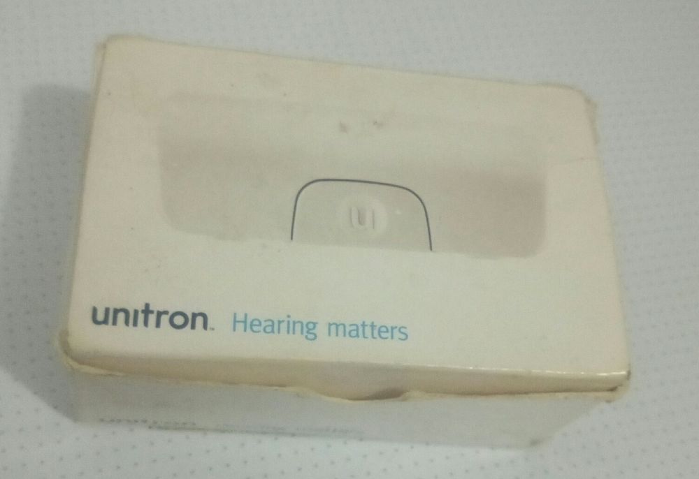 Слуховой апарат Moxi kiss E Левая сторона