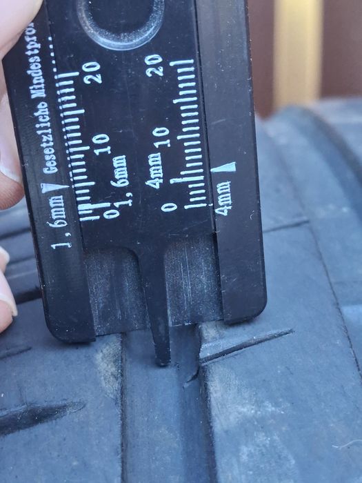 Opony Continental Premium Contact 6 225/50/17 V 4 szt. 5 mm Dot 4420