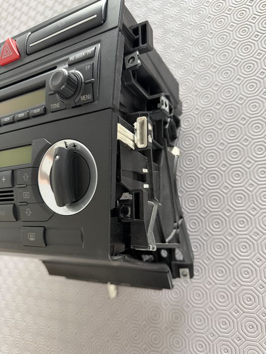 Consola audi a3 8p