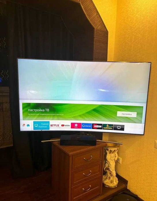 Телевизор Samsung 65Q8C (65 дюймов - 165 см)