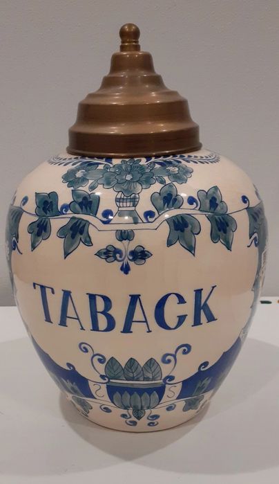 Pote grande antigo de tabaco - Coleção particular