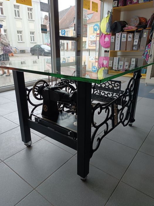 Stoliki kawowe i ławy